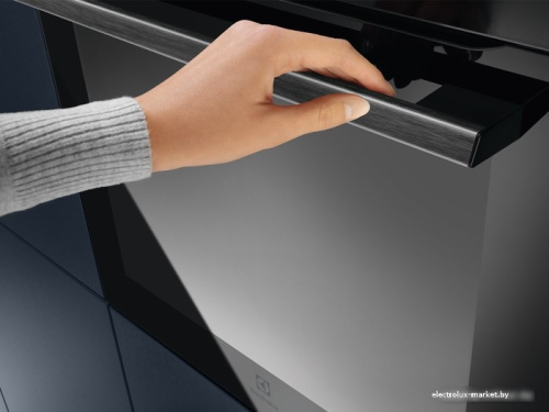 Электрический духовой шкаф Electrolux AssistedCooking SENSE 800 KOEBP39WZ фото 5